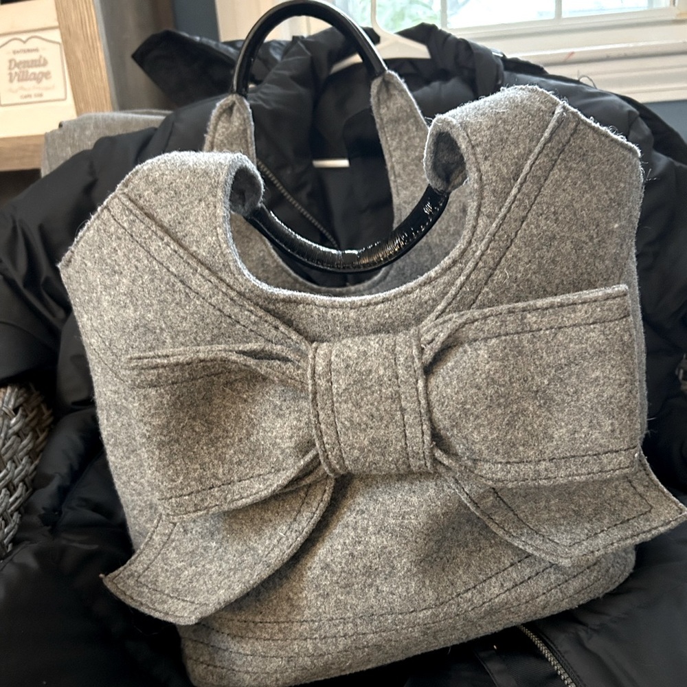 ❄️ Kate Spade Bow tote Purse 👜🎀